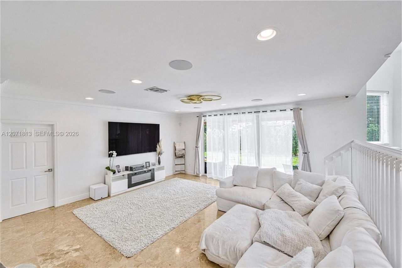1500 SW 171st Ter , Pembroke Pines, FL 33027 Photo