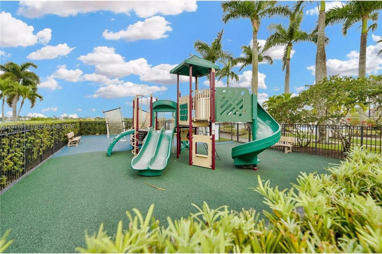 1500 SW 171st Ter , Pembroke Pines, FL 33027 Photo