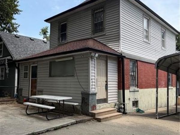 617 Cypress Avenue, Kansas City, MO 64124