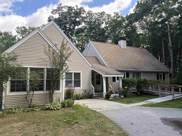 19 Cross Country Lane, Plymouth, NH 03262