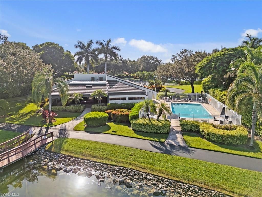 784 Landover Cir , Unit 104, Naples, FL 34104 Photo