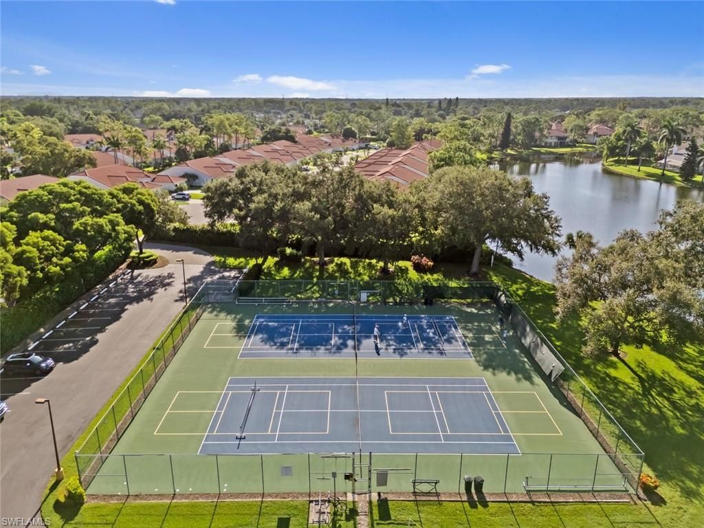 784 Landover Cir , Unit 104, Naples, FL 34104 Photo
