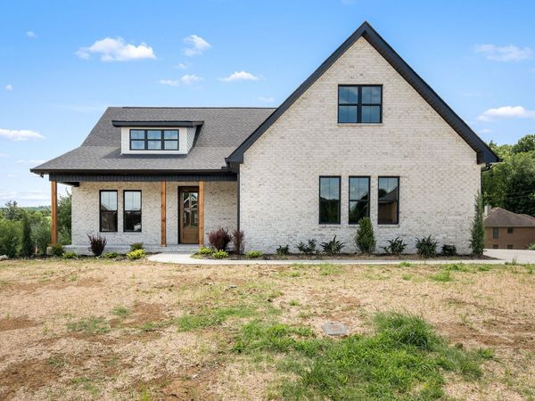 28 Houston Hills Dr , Woodbury, TN 37190