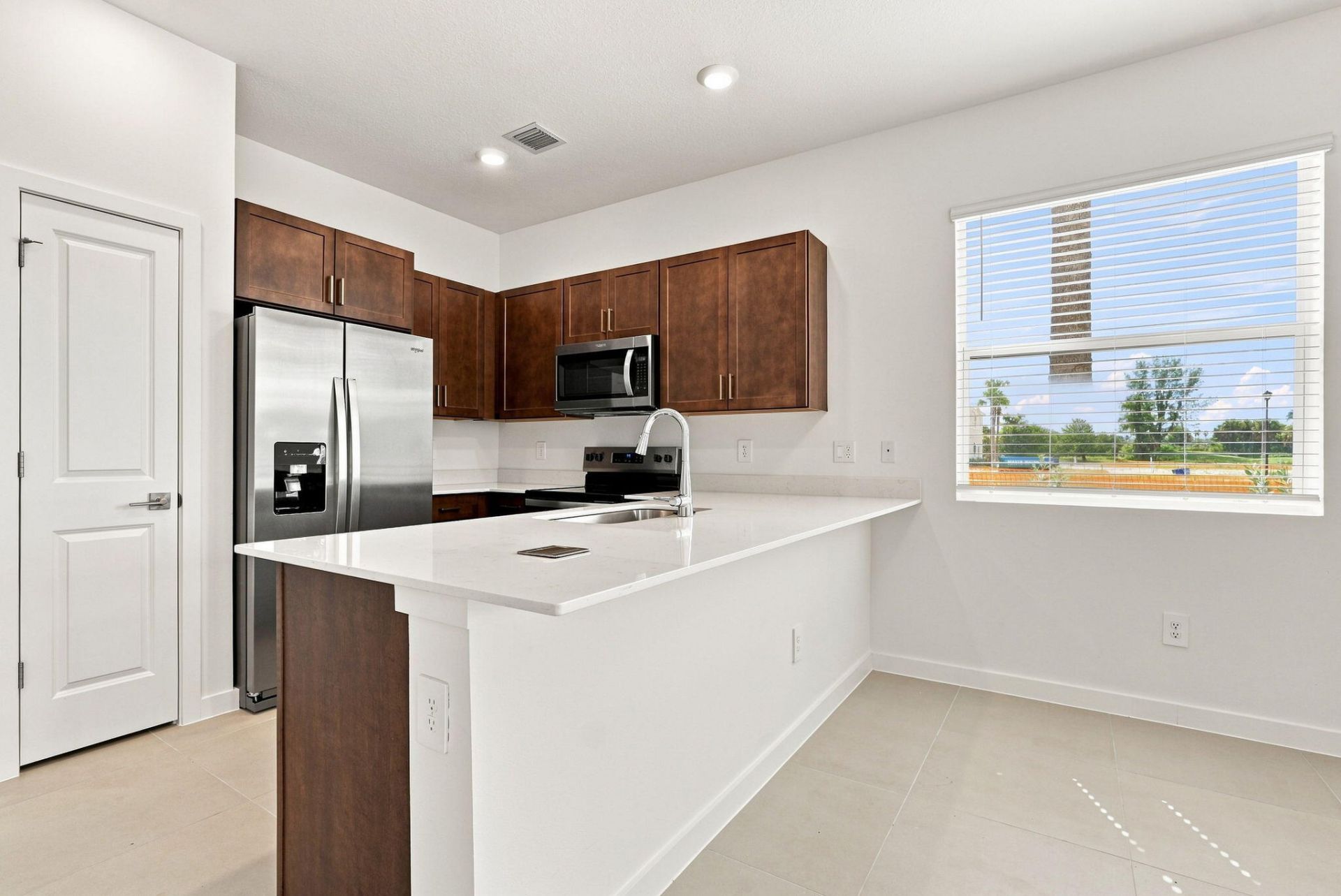 147 Lakeside Landing Court, Royal Palm Beach, FL 33411 Photo