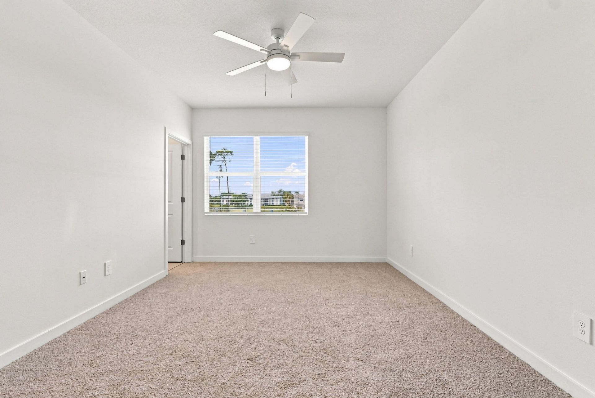147 Lakeside Landing Court, Royal Palm Beach, FL 33411 Photo