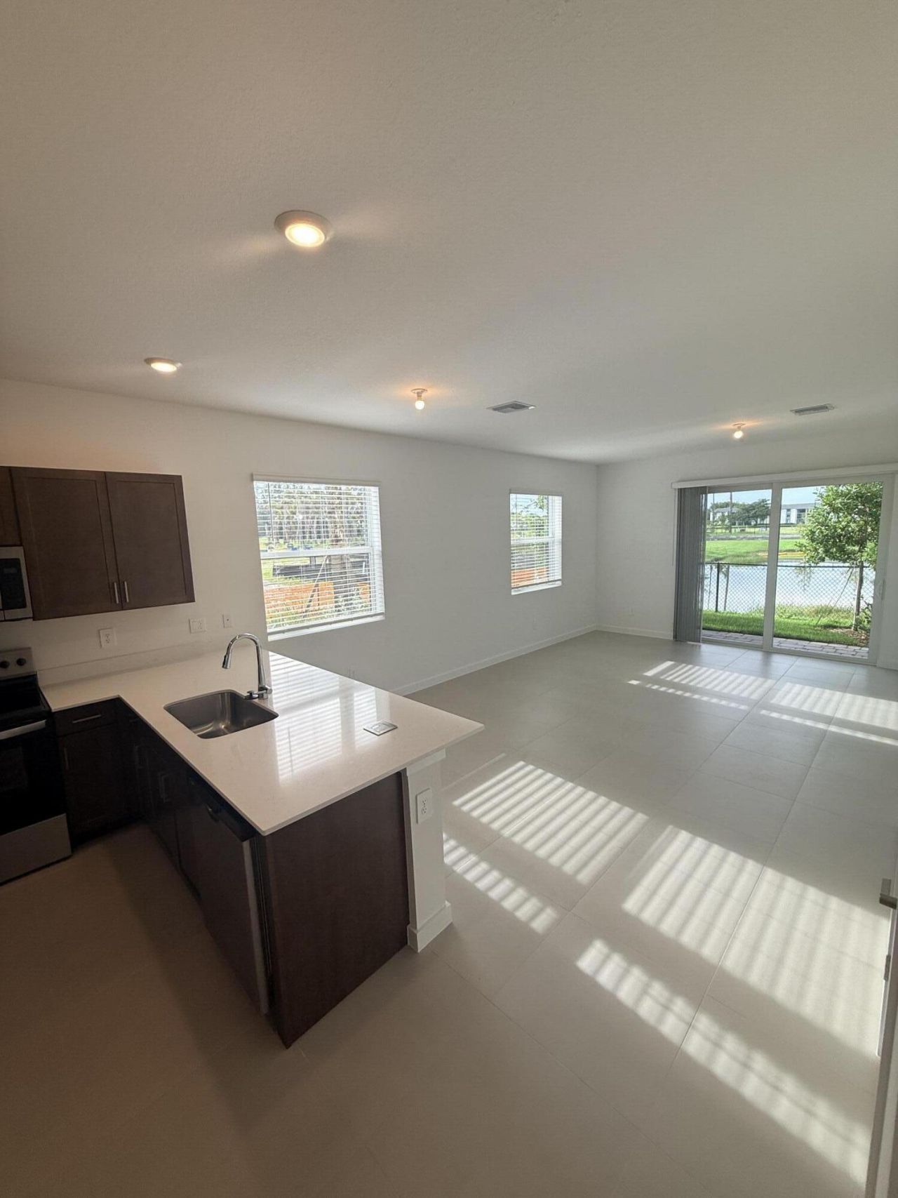 147 Lakeside Landing Court, Royal Palm Beach, FL 33411 Photo