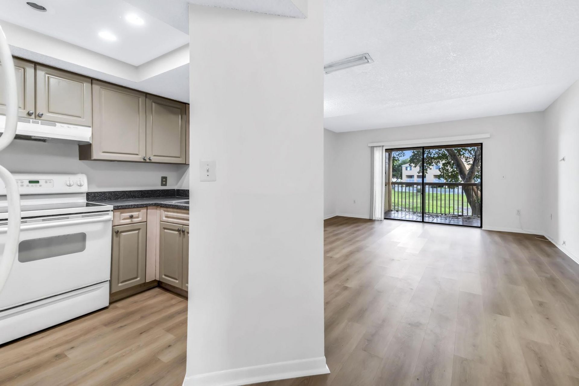 5200 NW 31st Avenue, Unit 96, Fort Lauderdale, FL 33309 Photo