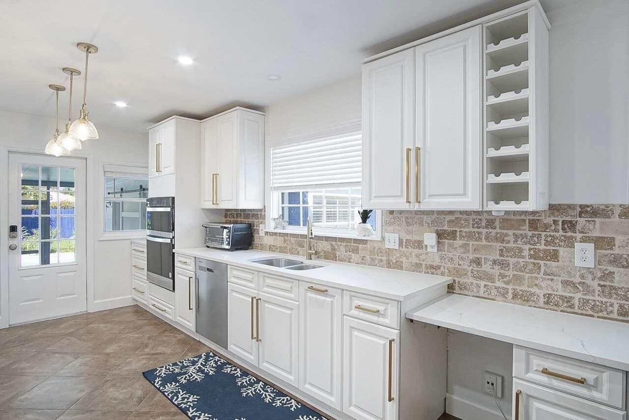 307 Granada Street, Fort Pierce, FL 34949 Photo
