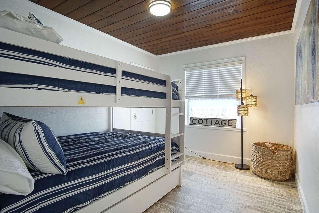 307 Granada Street, Fort Pierce, FL 34949 Photo