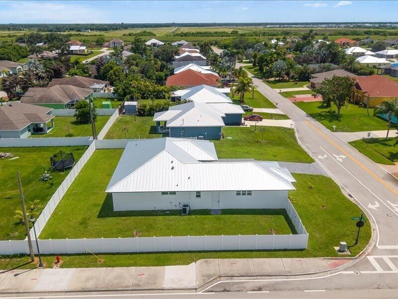 121 SW Sea Lion Road, Port Saint Lucie, FL 34953 Photo