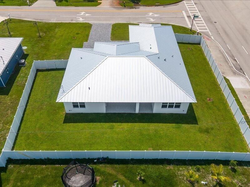 121 SW Sea Lion Road, Port Saint Lucie, FL 34953 Photo