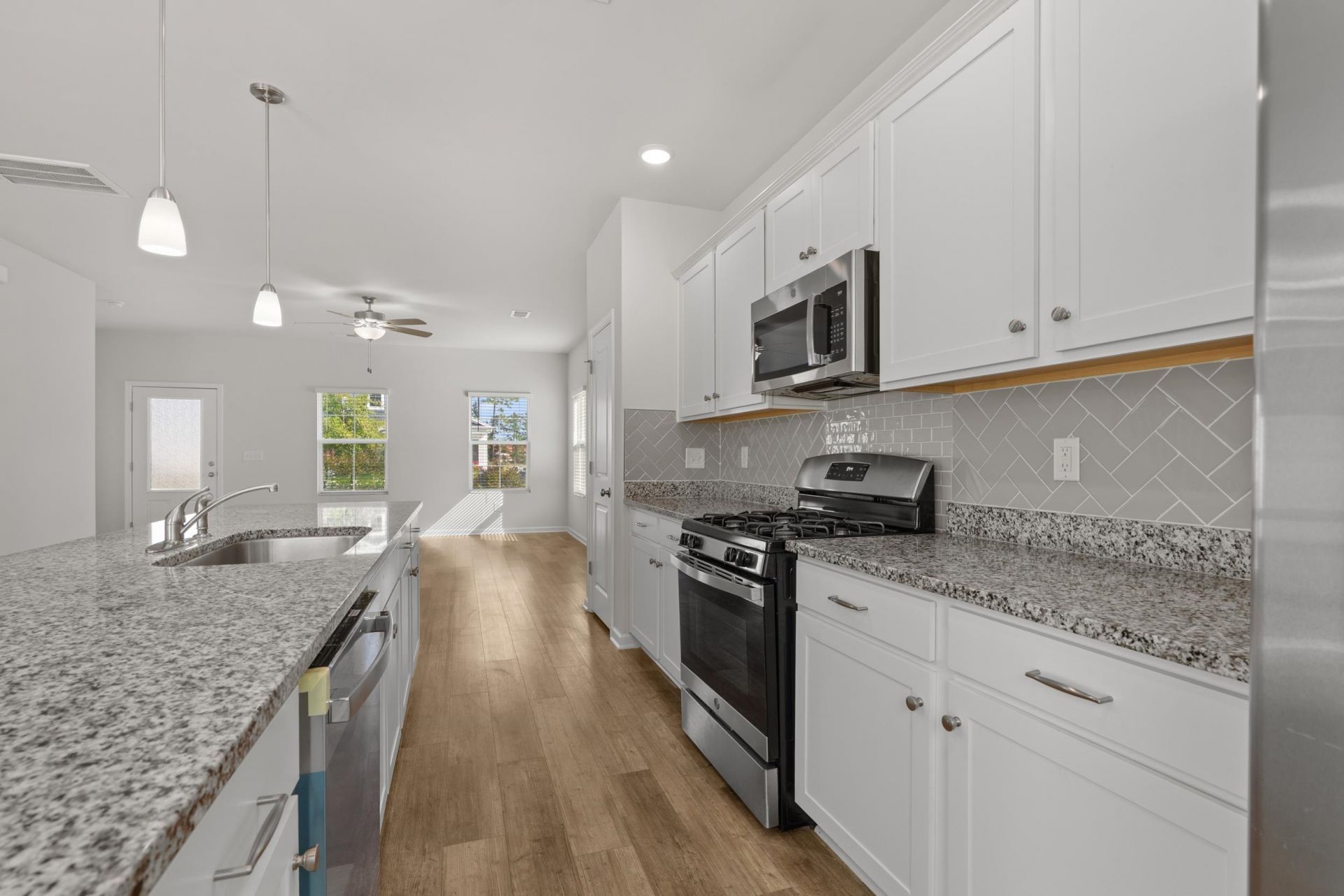 1318 Boswell Ct. Photo 13