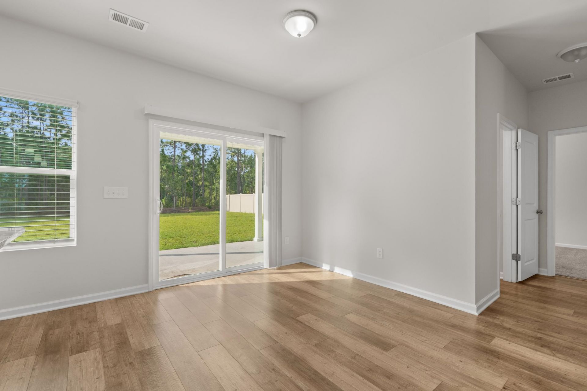 1318 Boswell Ct. Photo 14