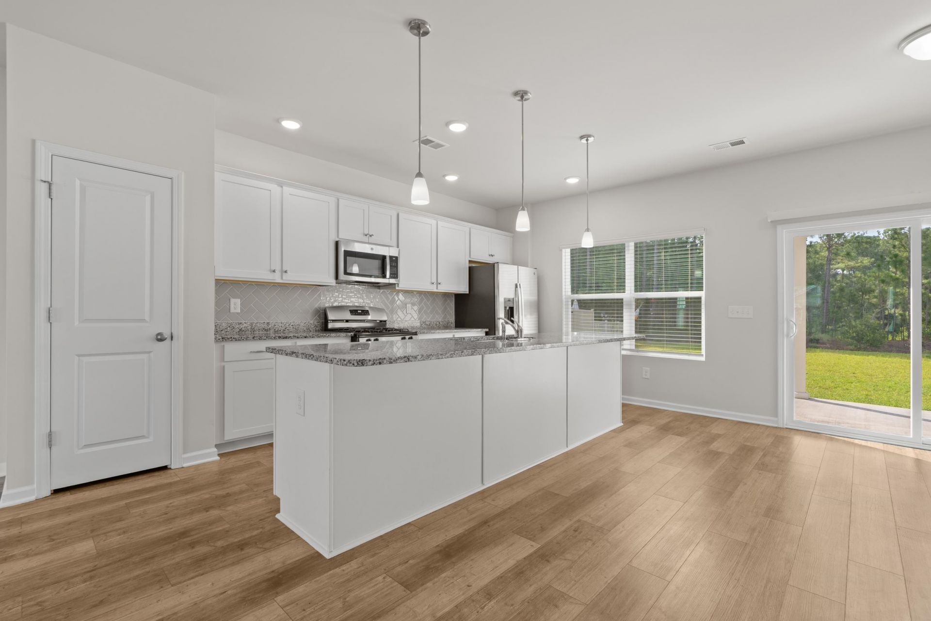 1318 Boswell Ct. Photo 8