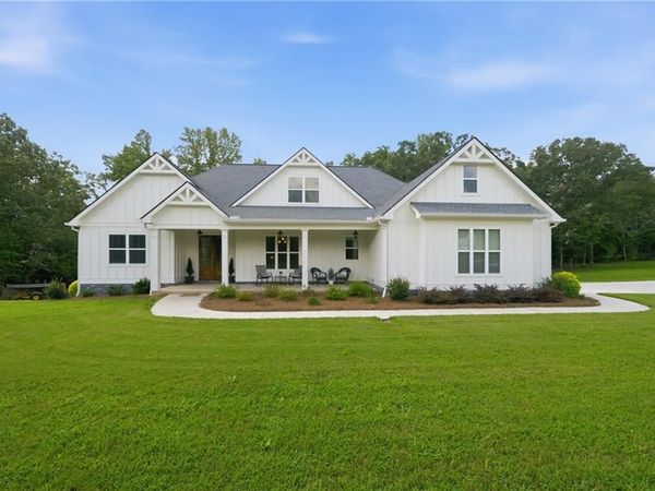 8149 Kelly Bridge Road , Dawsonville, GA 30534