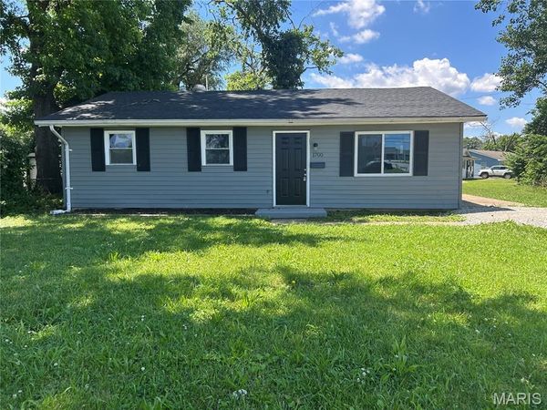1700 Theodore Lane, Cahokia, IL 62206