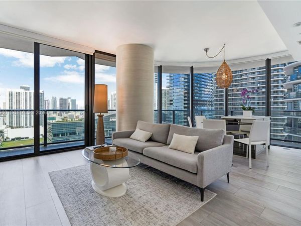 55 SW 9th St , Unit 2301, Miami, FL 33130