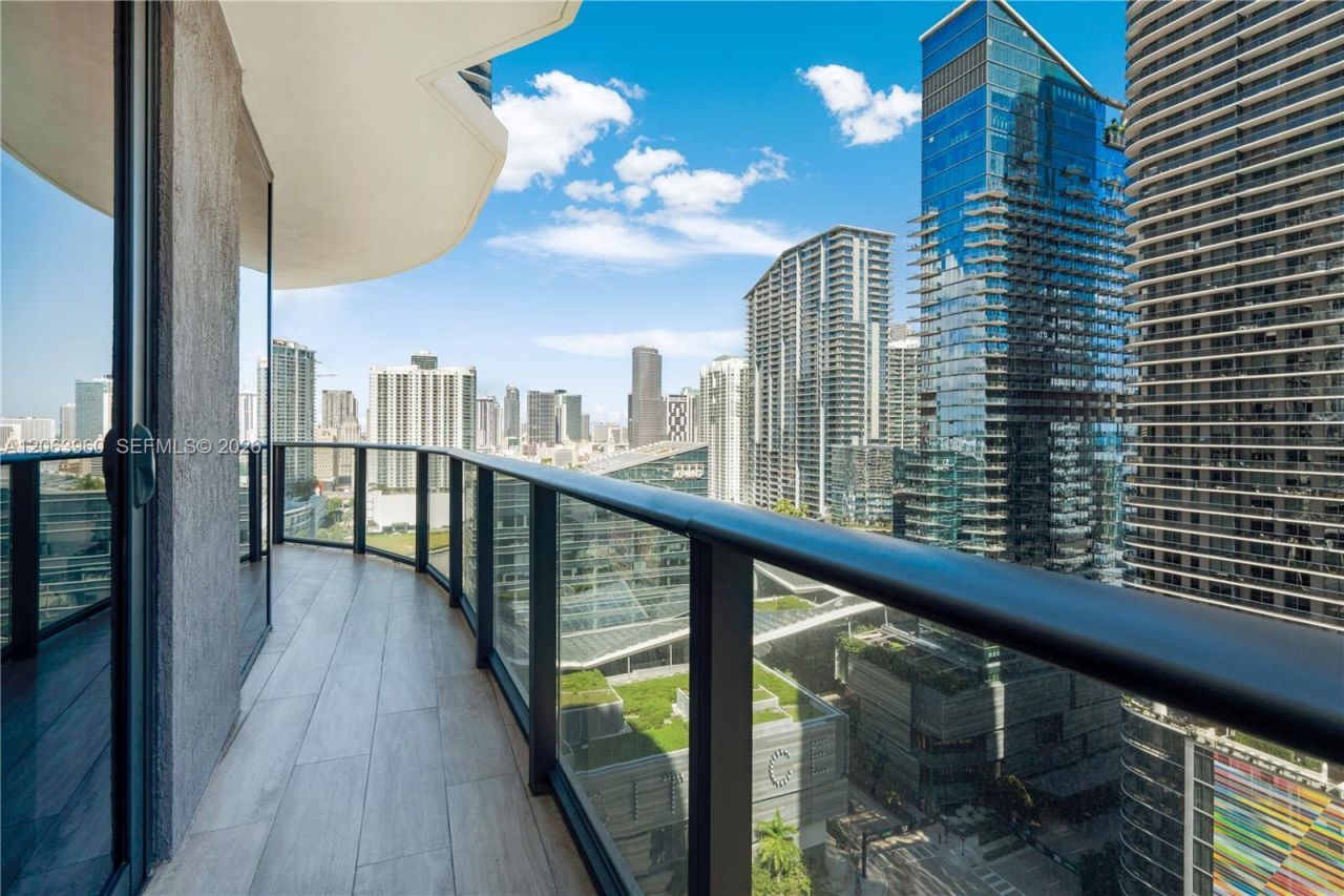 55 SW 9th St , Unit 2301, Miami, FL 33130 Photo