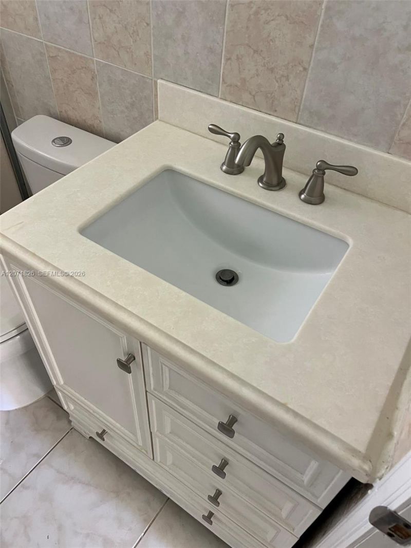 6101 Rodman St , Unit 2, Hollywood, FL 33023 Photo