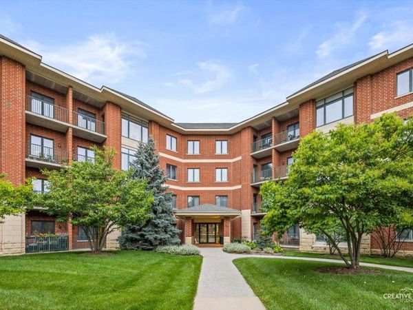 845 E 22nd Street, Unit 305, Lombard, IL 60148