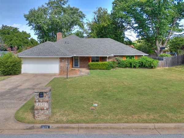 2979 E 77th Place , Tulsa, OK 74136