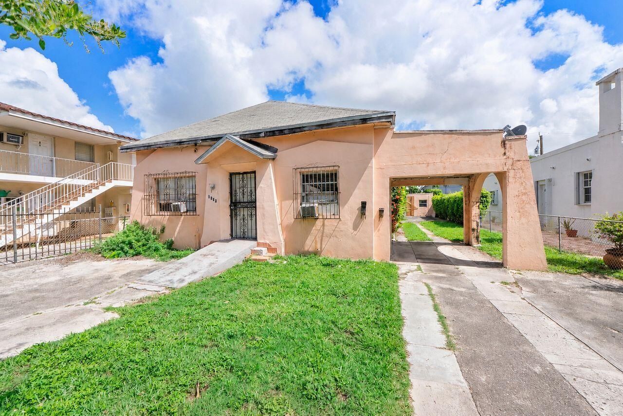 2033 SW 5th Street, Miami, FL 33135 Photo