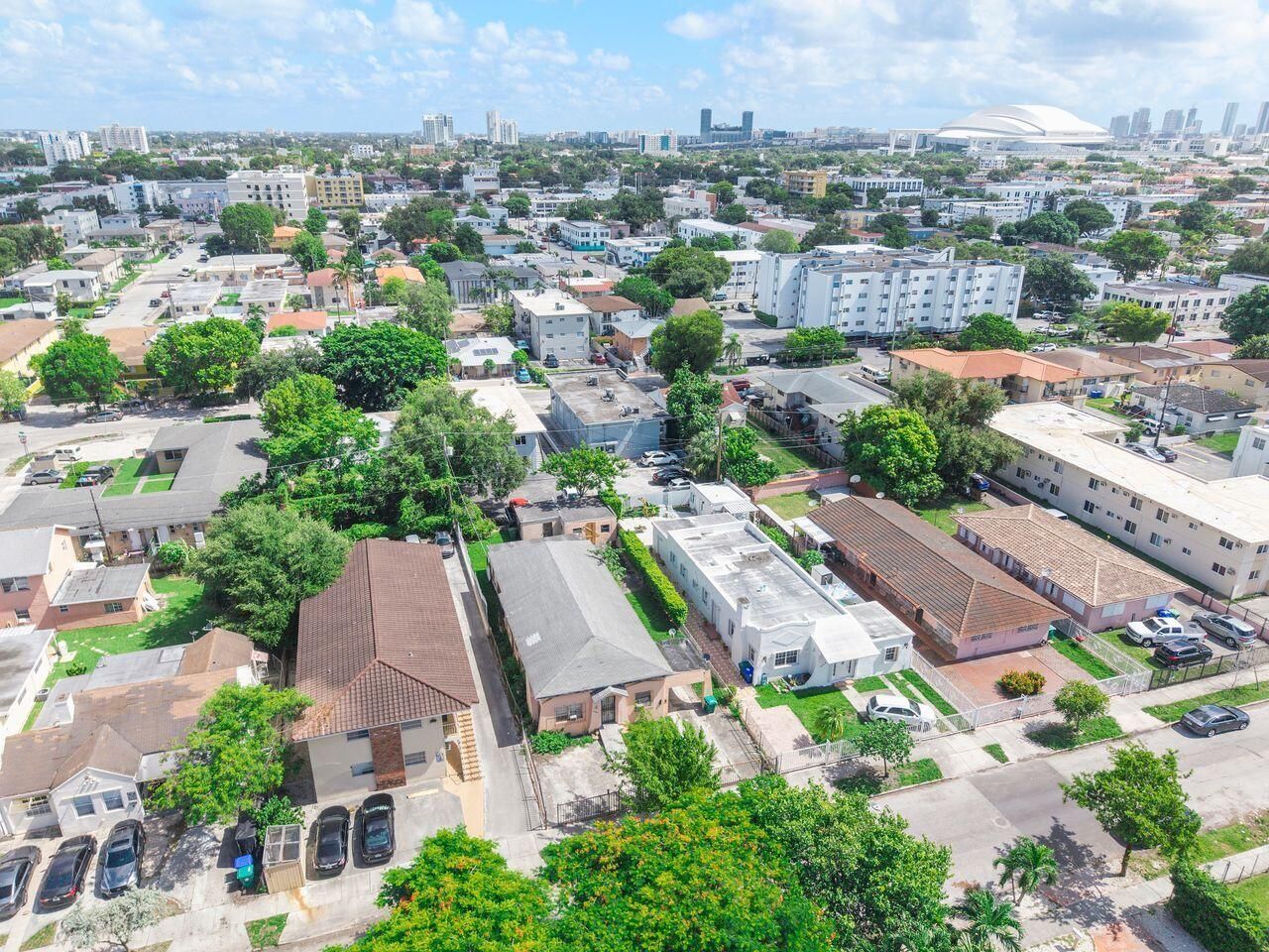 2033 SW 5th Street, Miami, FL 33135 Photo