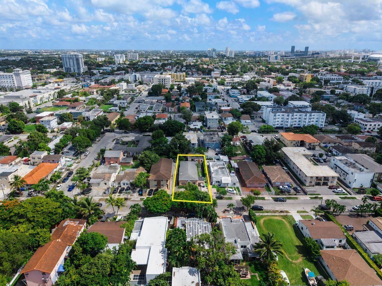 2033 SW 5th Street, Miami, FL 33135 Photo