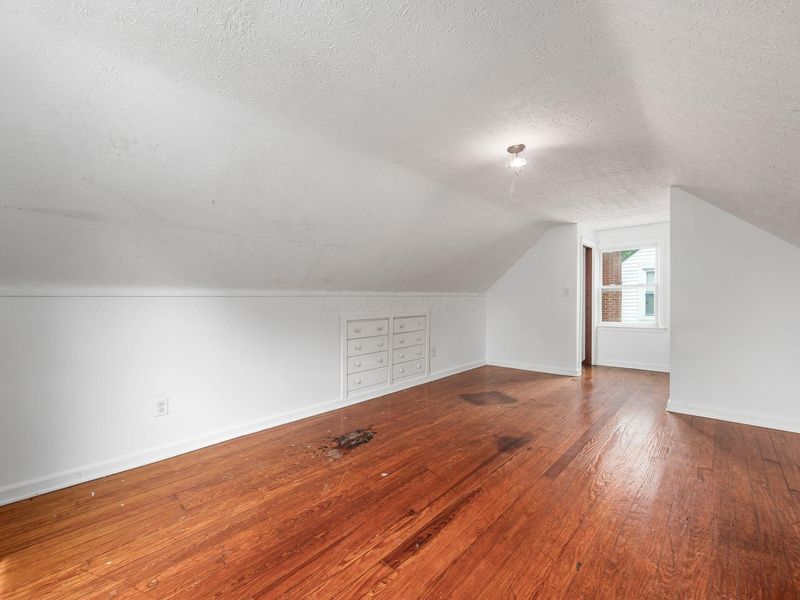914 Binns Boulevard , Columbus, OH 43204 Photo 15