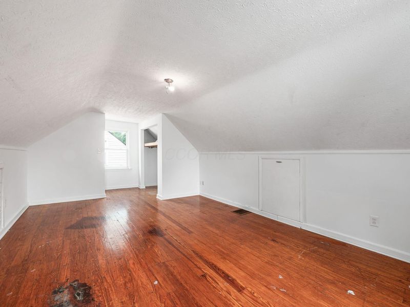 914 Binns Boulevard , Columbus, OH 43204 Photo 16
