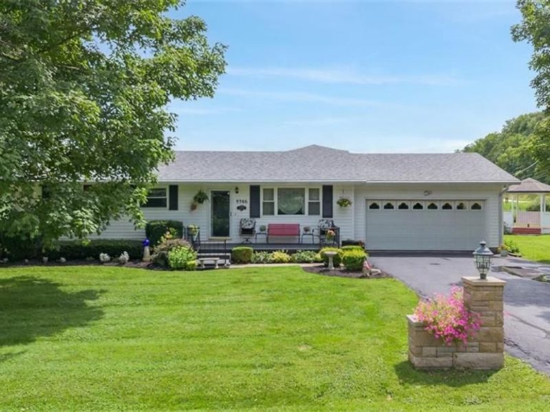 9366 Sandra Drive, New Paris, OH 45347 Photo 2