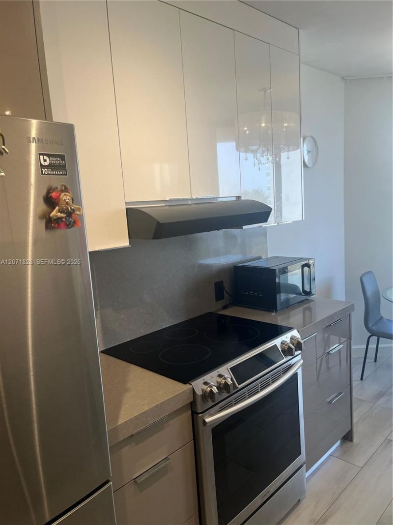 20191 E Country Club Dr , Unit 503, Aventura, FL 33180 Photo