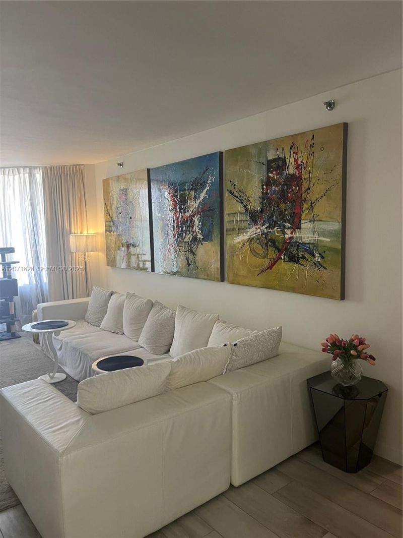 20191 E Country Club Dr , Unit 503, Aventura, FL 33180 Photo