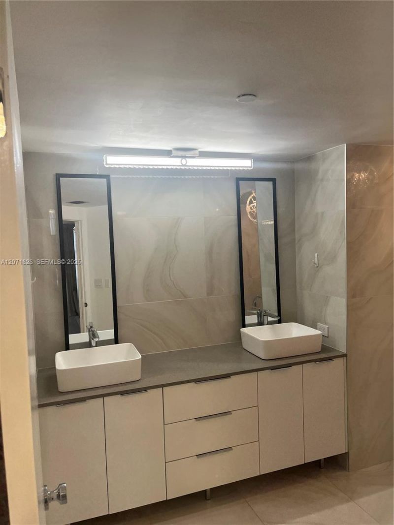 20191 E Country Club Dr , Unit 503, Aventura, FL 33180 Photo