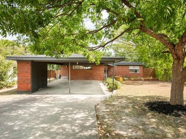 2223 Forest Oaks Drive, Dallas, TX 75228