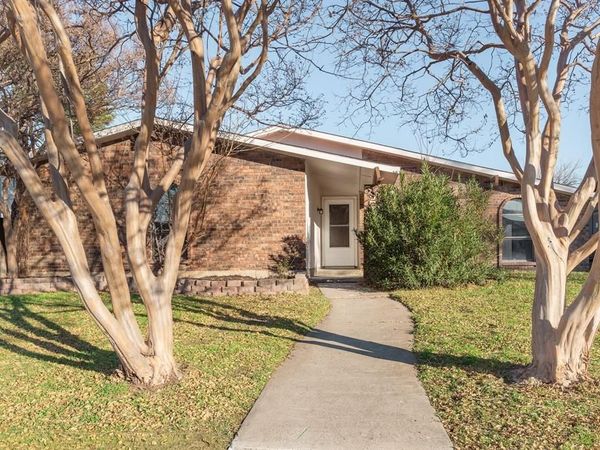 5220 Pruitt Drive, The Colony, TX 75056