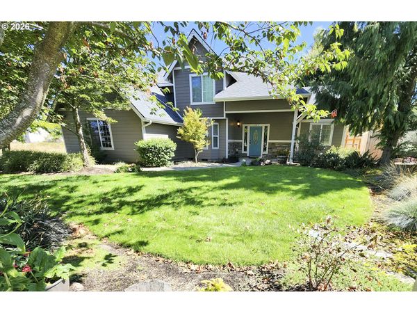 1145 S 6TH ST, Harrisburg, OR 97446