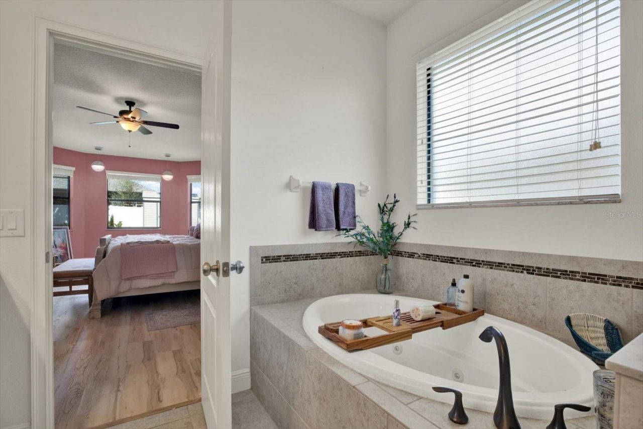 652 Tierra Drive, Spring Hill, FL 34609 Photo