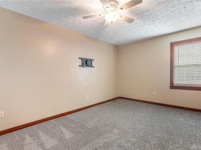 450 Columbus, Xenia, OH 45385 Photo 13