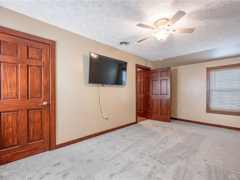450 Columbus, Xenia, OH 45385 Photo 14