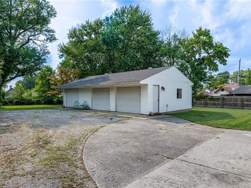 450 Columbus, Xenia, OH 45385 Photo 21