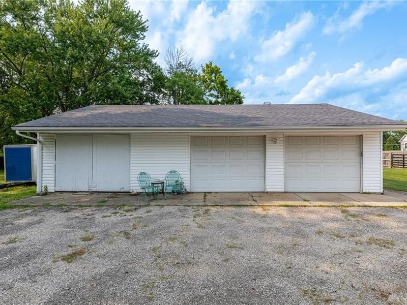 450 Columbus, Xenia, OH 45385 Photo 23