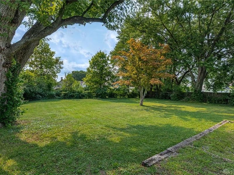 450 Columbus, Xenia, OH 45385 Photo 24