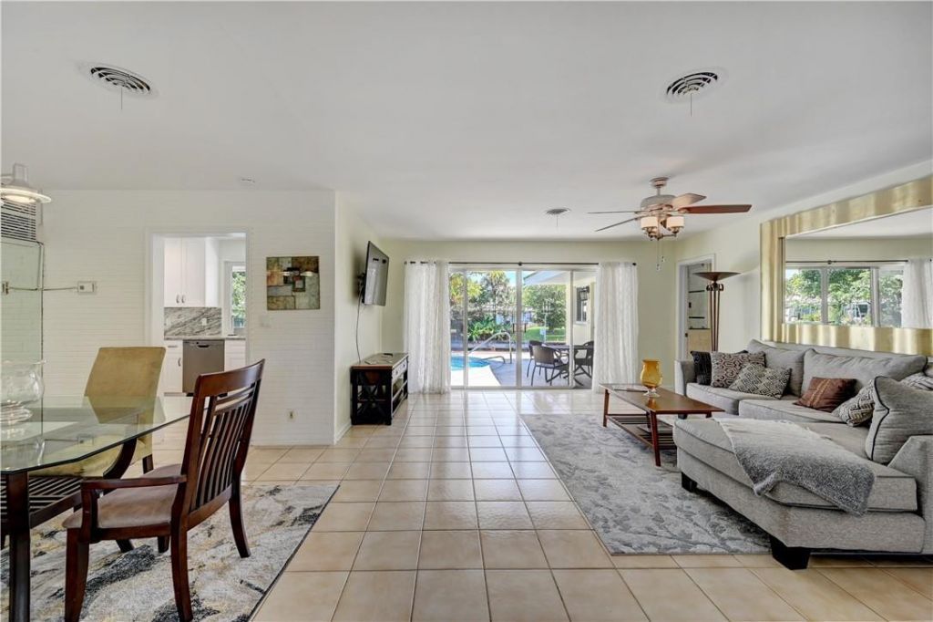 840 SW 7th Street, Boca Raton, FL 33486 Photo