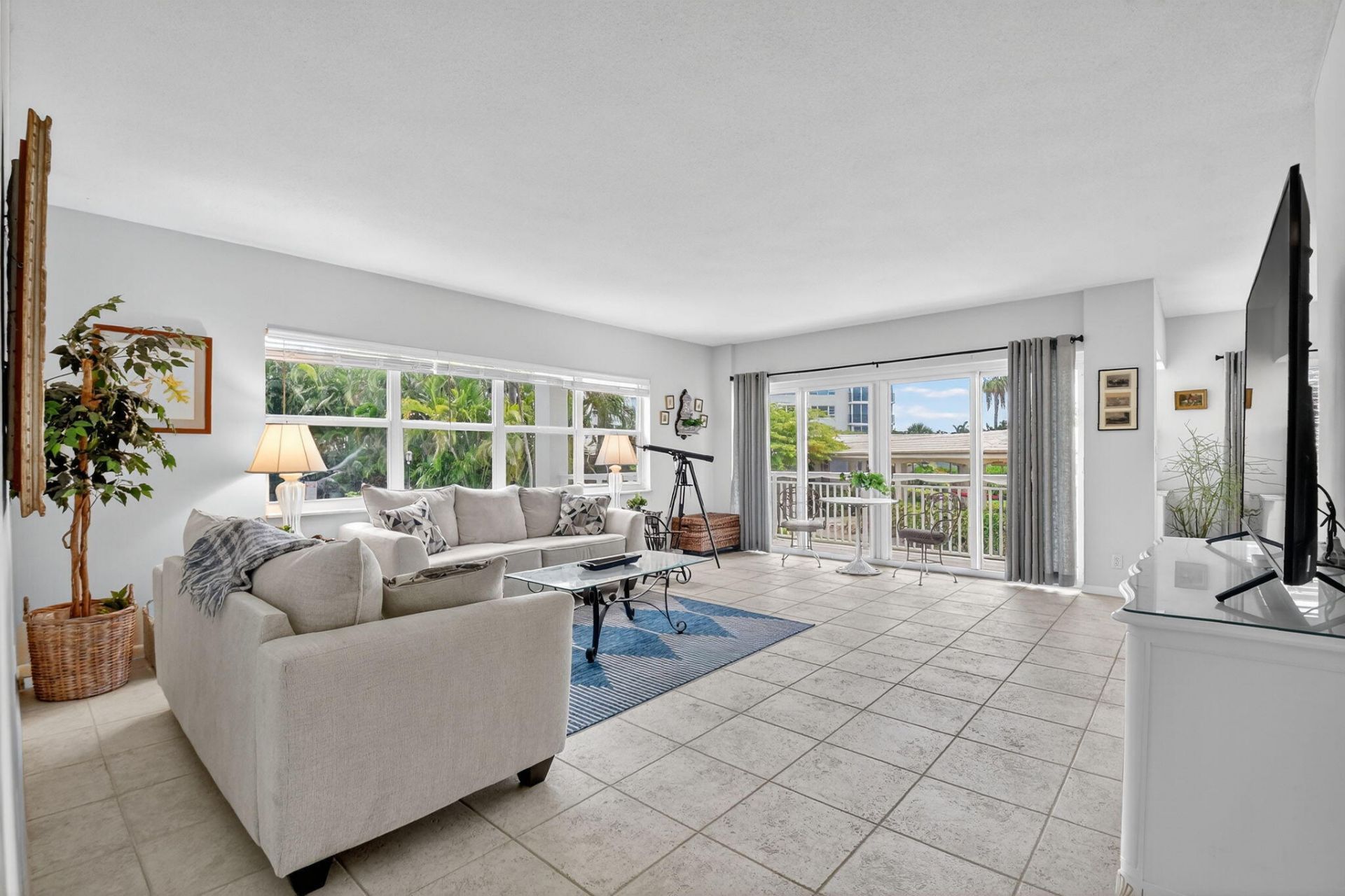 1000 Lowry Street, Unit 1F, Delray Beach, FL 33483 Photo