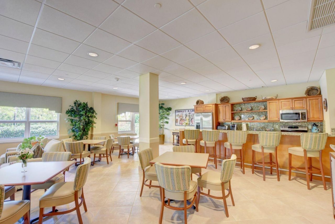 1000 Lowry Street, Unit 1F, Delray Beach, FL 33483 Photo