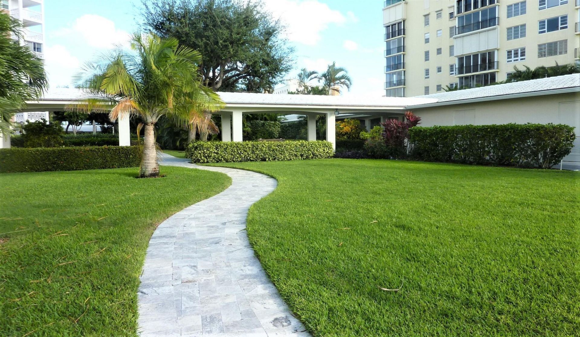 1000 Lowry Street, Unit 1F, Delray Beach, FL 33483 Photo