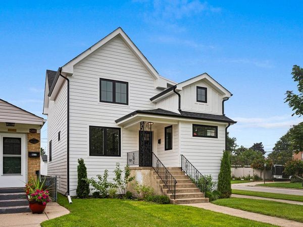 4200 Prescott Avenue , Lyons, IL 60534