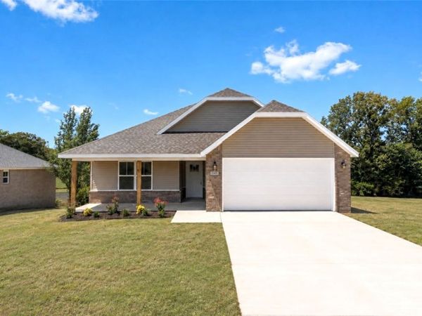 248 LaVona Lane , Huntsville, AR 72740