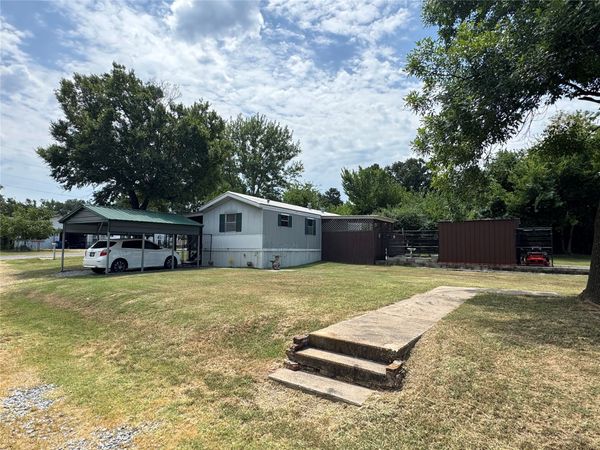 817 NW 8th , Krebs, OK 74554